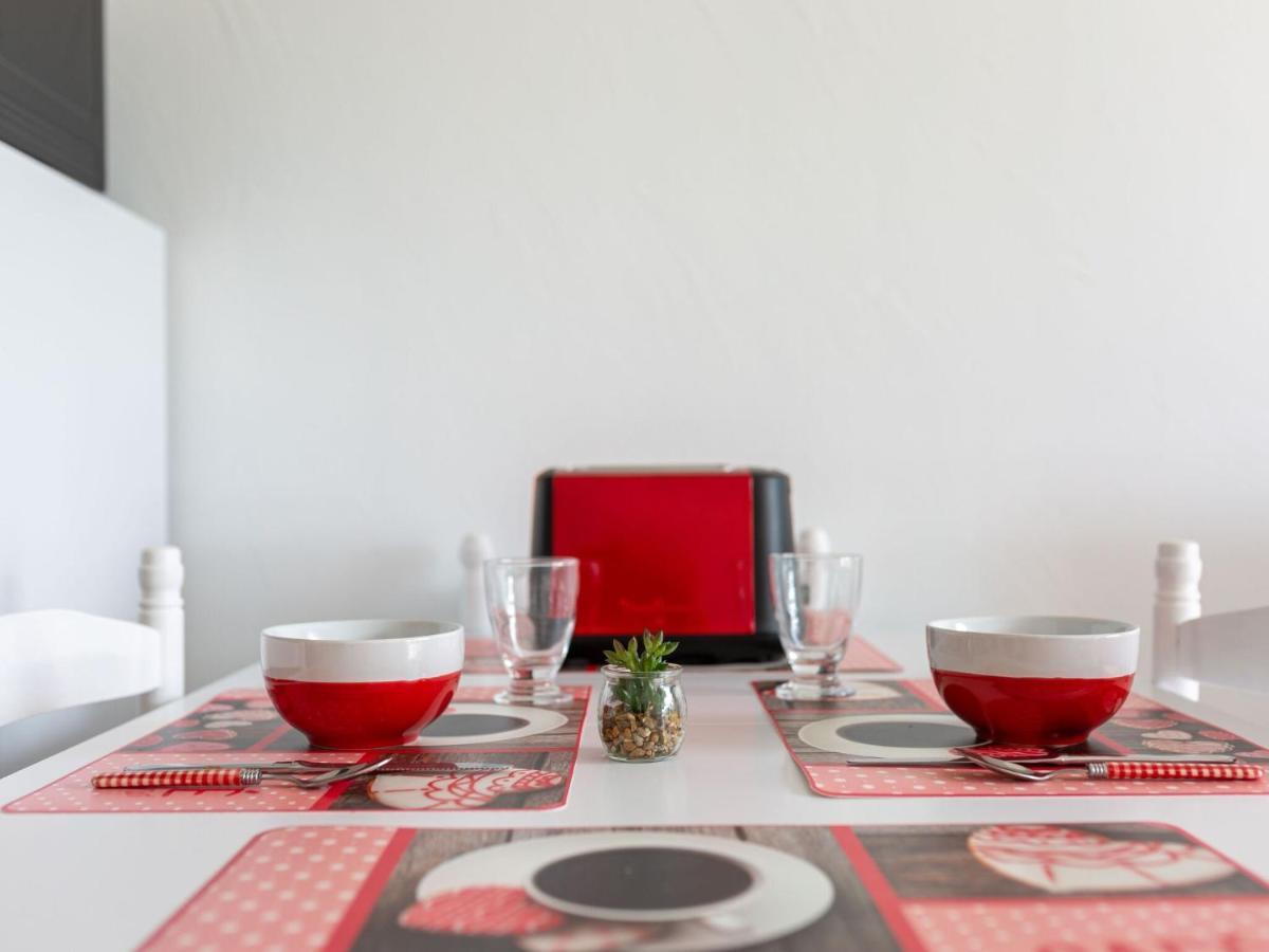 Simplistic Holiday Home In Grandcamp With Garden 外观 照片